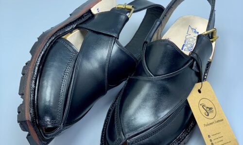 Norozi Chappal- Black