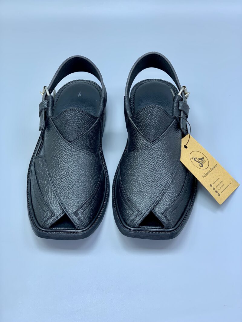 Black Dotted Single Gear Chappal