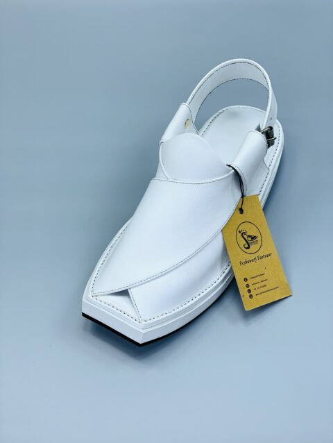 Air- Kaptaan White Chappal