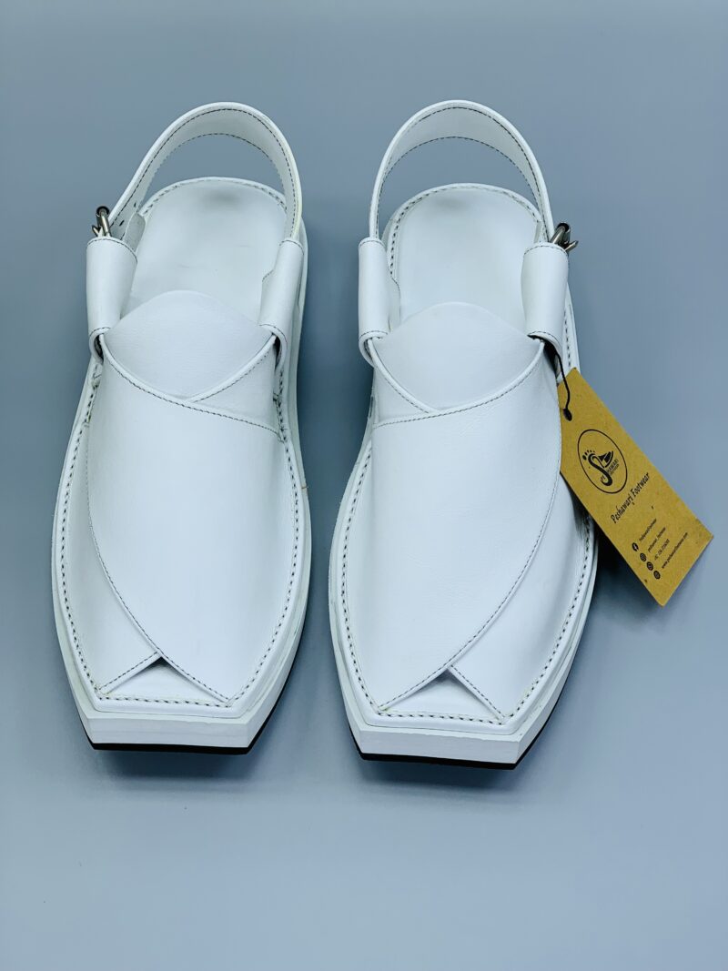 Air- Kaptaan White Chappal