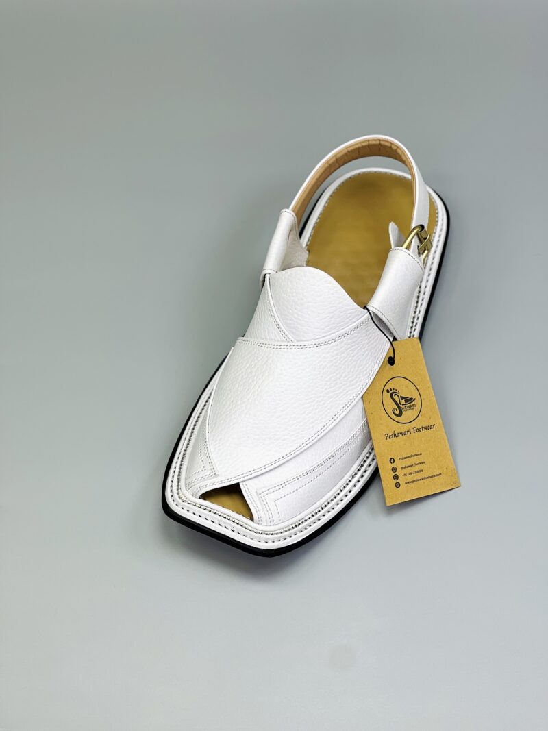 High Quality Triple Gear Style Chappal