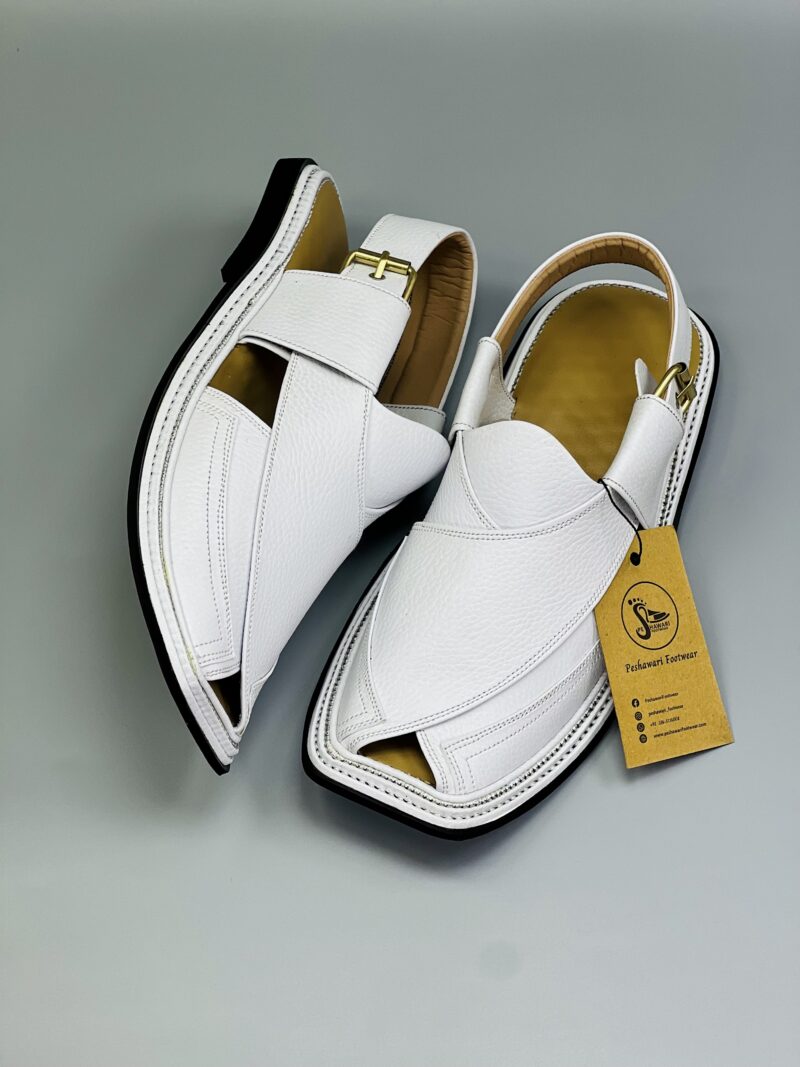 High Quality Triple Gear Style Chappal