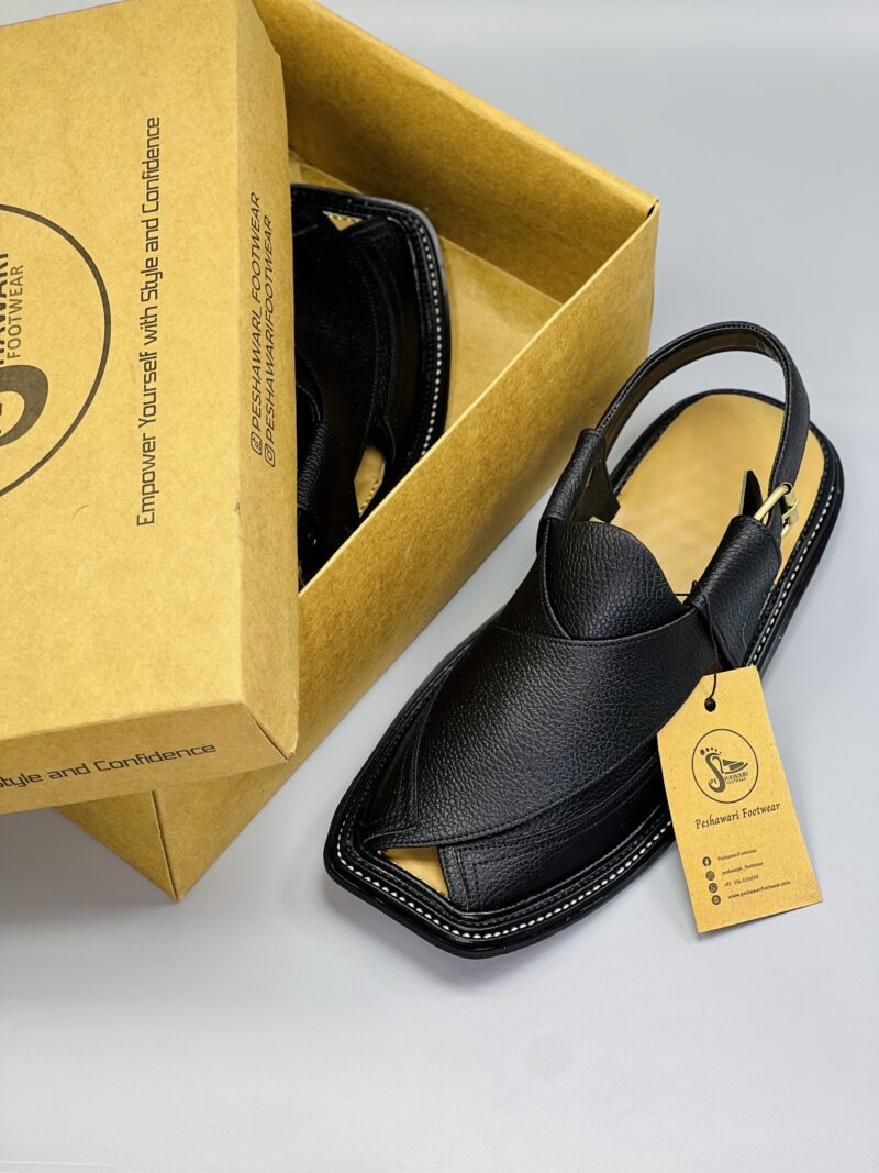 High Quality Triple Gear Style Chappal