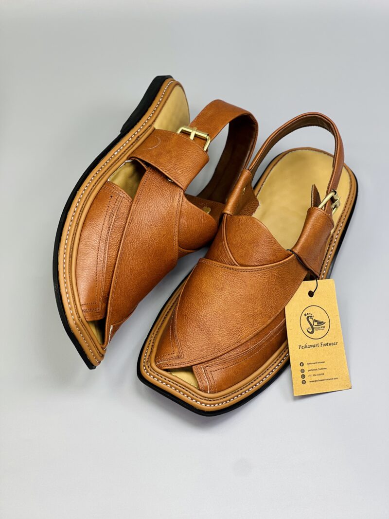 High Quality Triple Gear Style Chappal