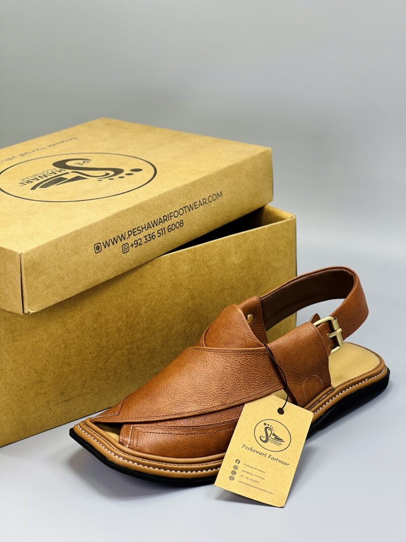 High Quality Triple Gear Style Chappal