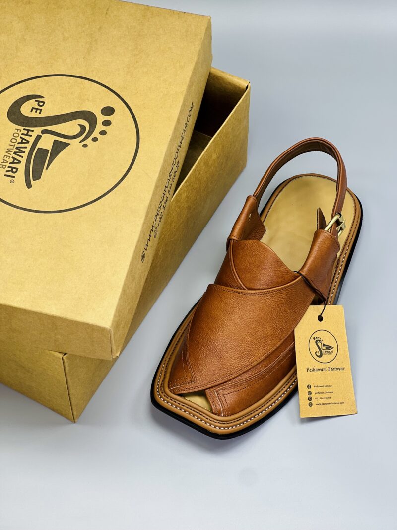 High Quality Triple Gear Style Chappal